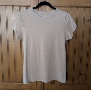 Universal Thread Women's short sleeve shirt